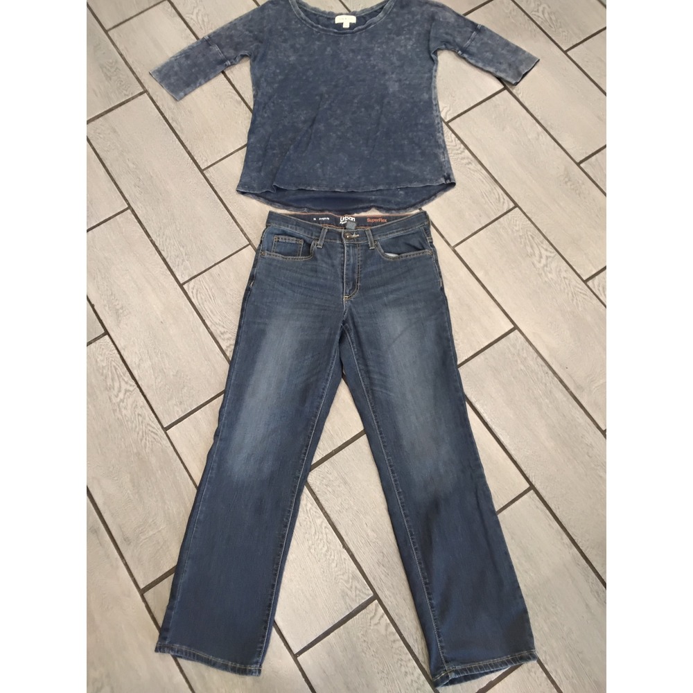 Cloth & Stone Acid Wash Top & Urban Pipeline SuperFlex Straight Leg Jeans Set